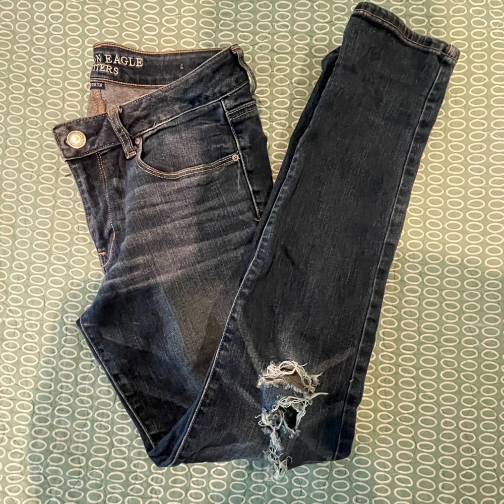 AE Jeans✨ - Picture 2 of 5